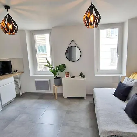Maxbnb - Cozy - Climatise - Wifi Fibre - 10 Min A Pied Gare -3- شقة تولون